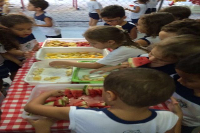 Hora da fruta na Educação Infantil