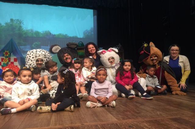 Teatro: O Gato de Botas